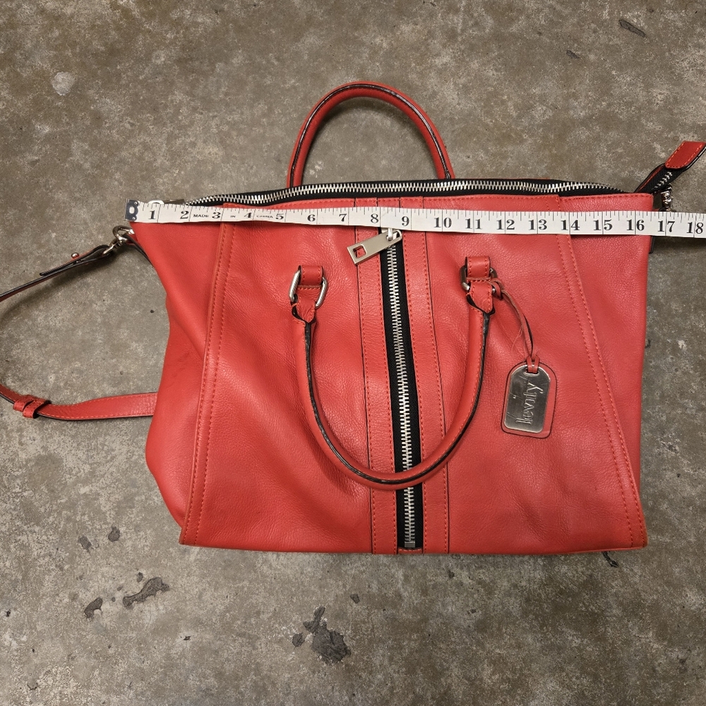 Red levity bag - Picture 6 of 7